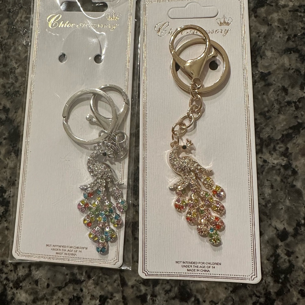 Gold Peacock Keychain/purse charm with Multicolor Crystals - Picture 3 of 4